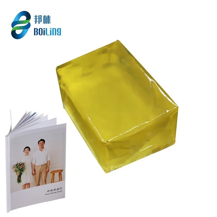 Varm smeltelim til fotoalbummontering